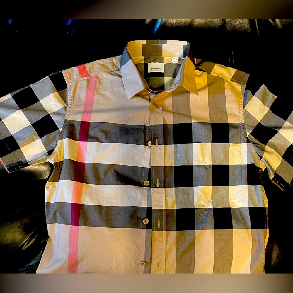 Short sleeve Authentic Burberry Button up. Got from Saks for$450 Like New